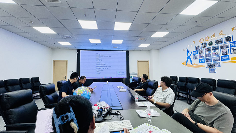 技術(shù)交流促發(fā)展 創(chuàng)新驅(qū)動(dòng)助共贏：河北電測參觀考察凱迪正大